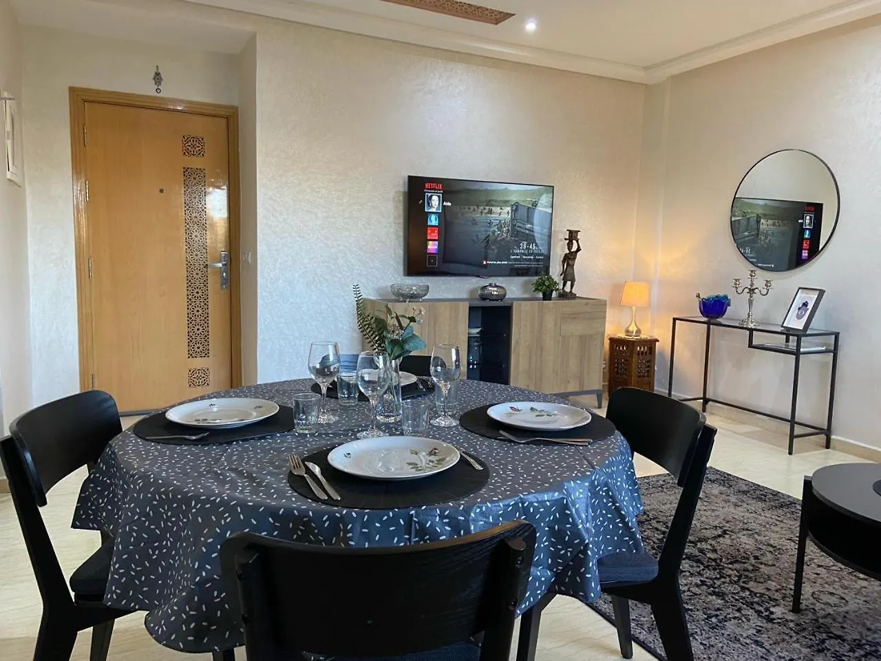 Apartment Appartement Luxueux, 2 Chambres, A 300M De La Gare De Train Fes